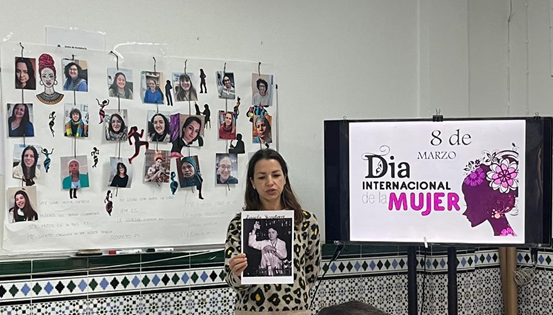 imagen de mujeres y empleo en el ejido