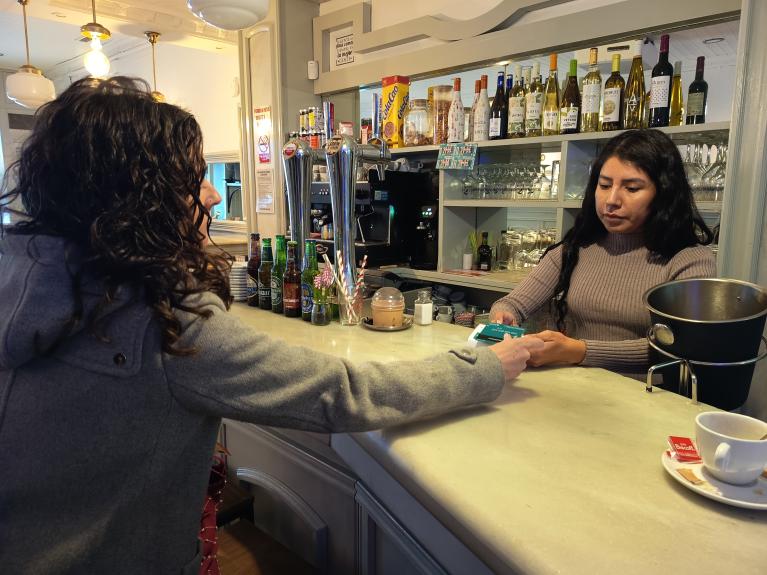 Xiomara emprende un negocio