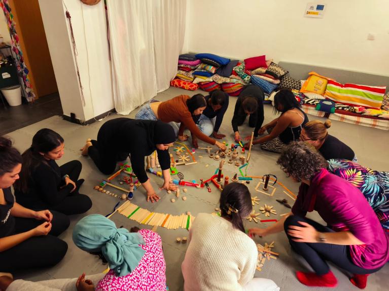 Salir del Circulo TAEE EmocionArte_ Teatro para la Vida 2