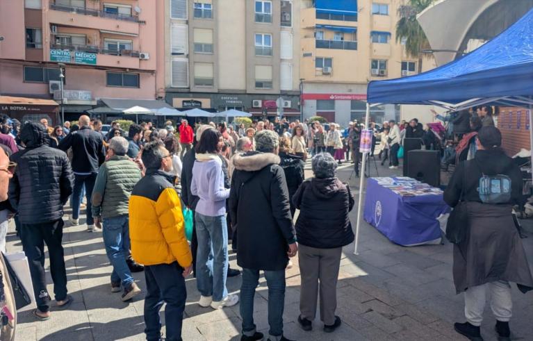 Salir del círculo. Mujeres que sostienen la ciudad- Punto violeta 8M