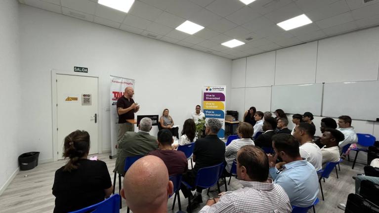 Ponencia Cepaim taller automoción aprendices con fundación mapfre