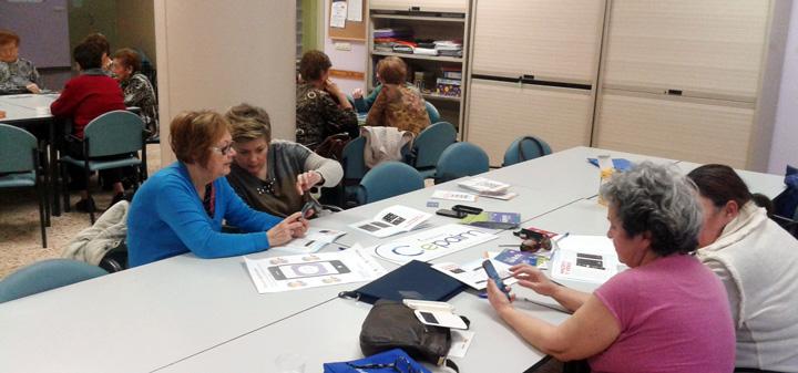 Finaliza primer taller mayores apptivados cepaim alzira