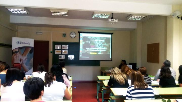 curso profesionales insercion laboral programa adelante cepaim murcia