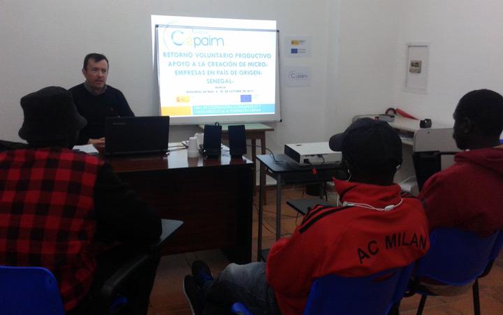 Formacion Retorno Voluntario Senegal Fundacion Cepaim en Roquetas febrero2018