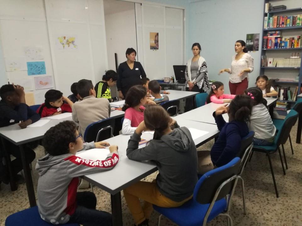 Menores del programa CaixaProinfancia trabajan la igualdad en el día contra la Violencia de Género en Sevilla