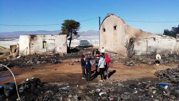 Incendio 1 Asentamientos Cepaim Nijar 2019