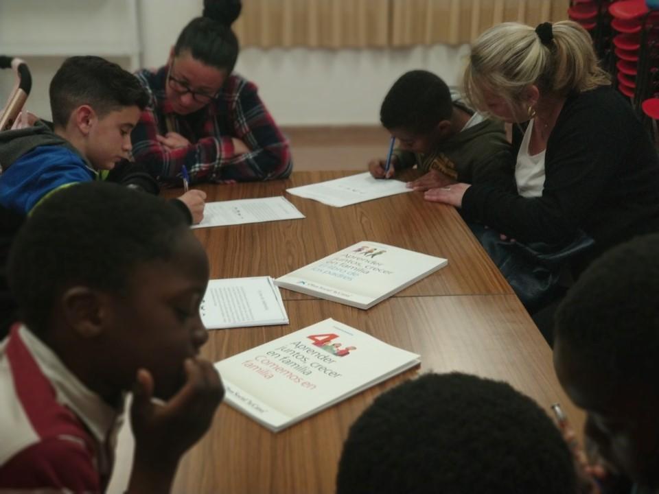 Hacemos un recorrido por el subprograma de apoyo educativo familiar del programa CaixaProinfancia en Murcia