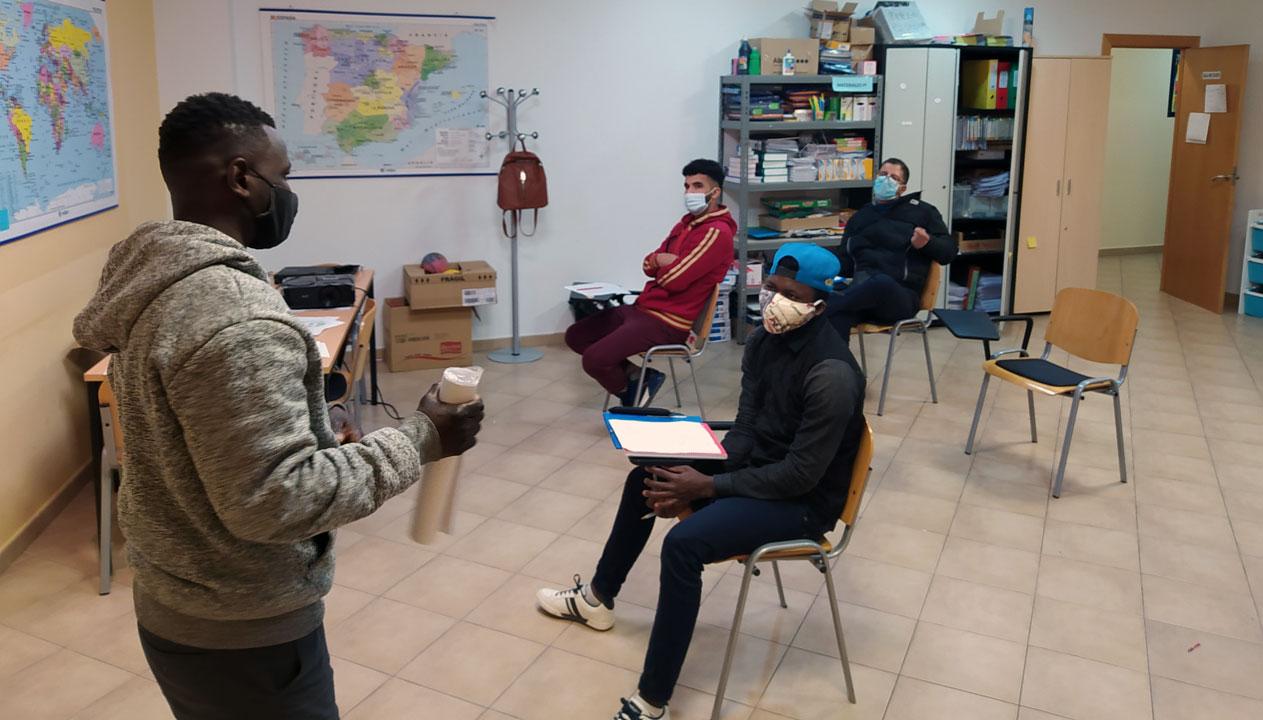 Lorca RefugiaDOS NadaEsImposible ClasesdeEspañol 1 2021