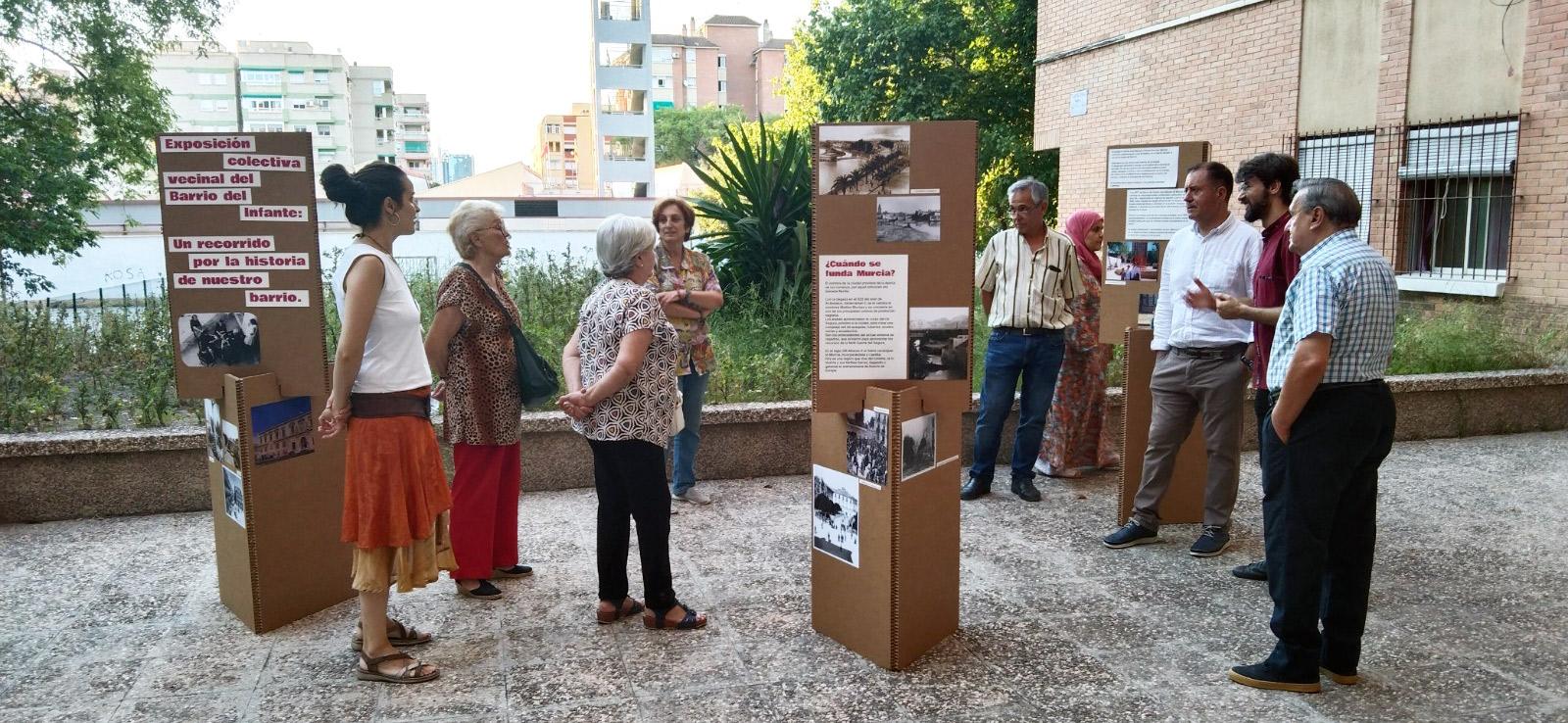 Murcia   Conexiones Vitales La Paz   Exposición barrio 00