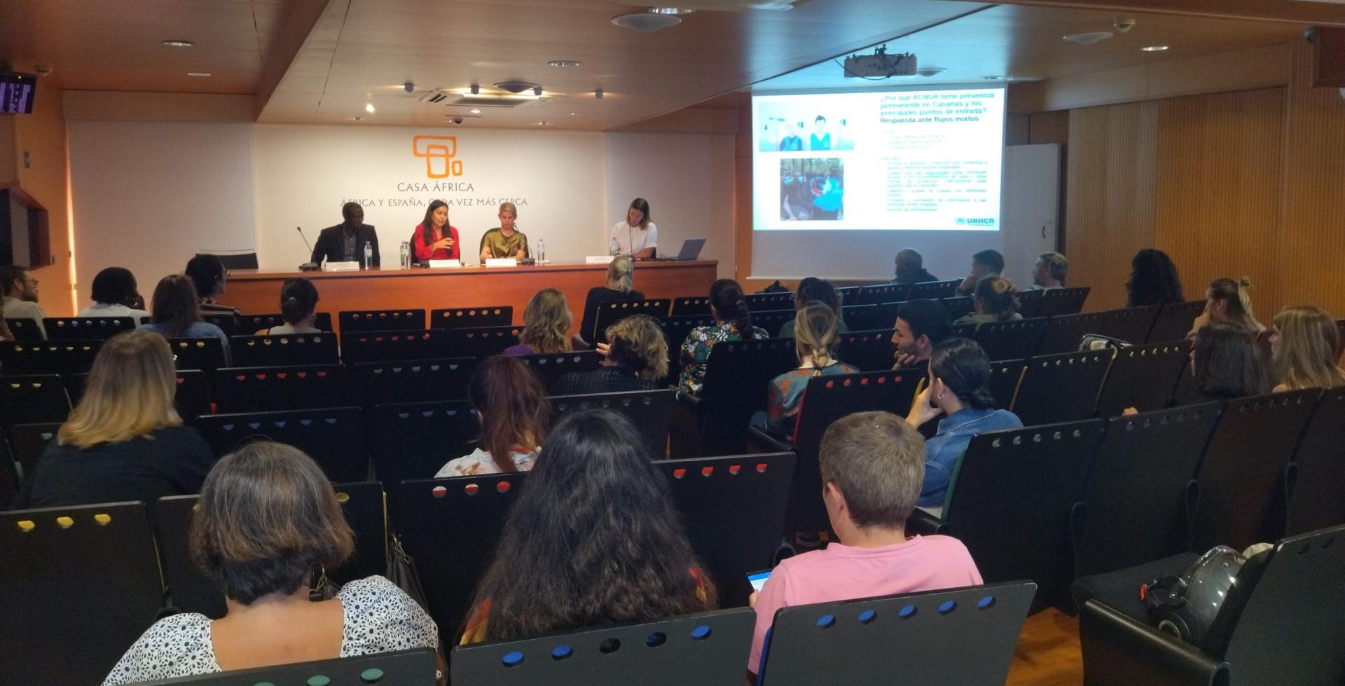 Niñas y mujeres jóvenes que migran solas