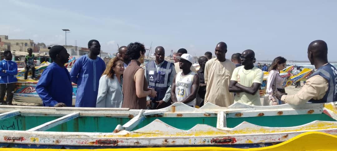 Visita al puerto de Kayar Senegal de la ministra Elma Sáez Delgado