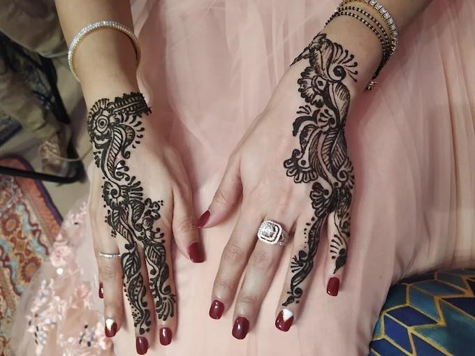 Manos con henna