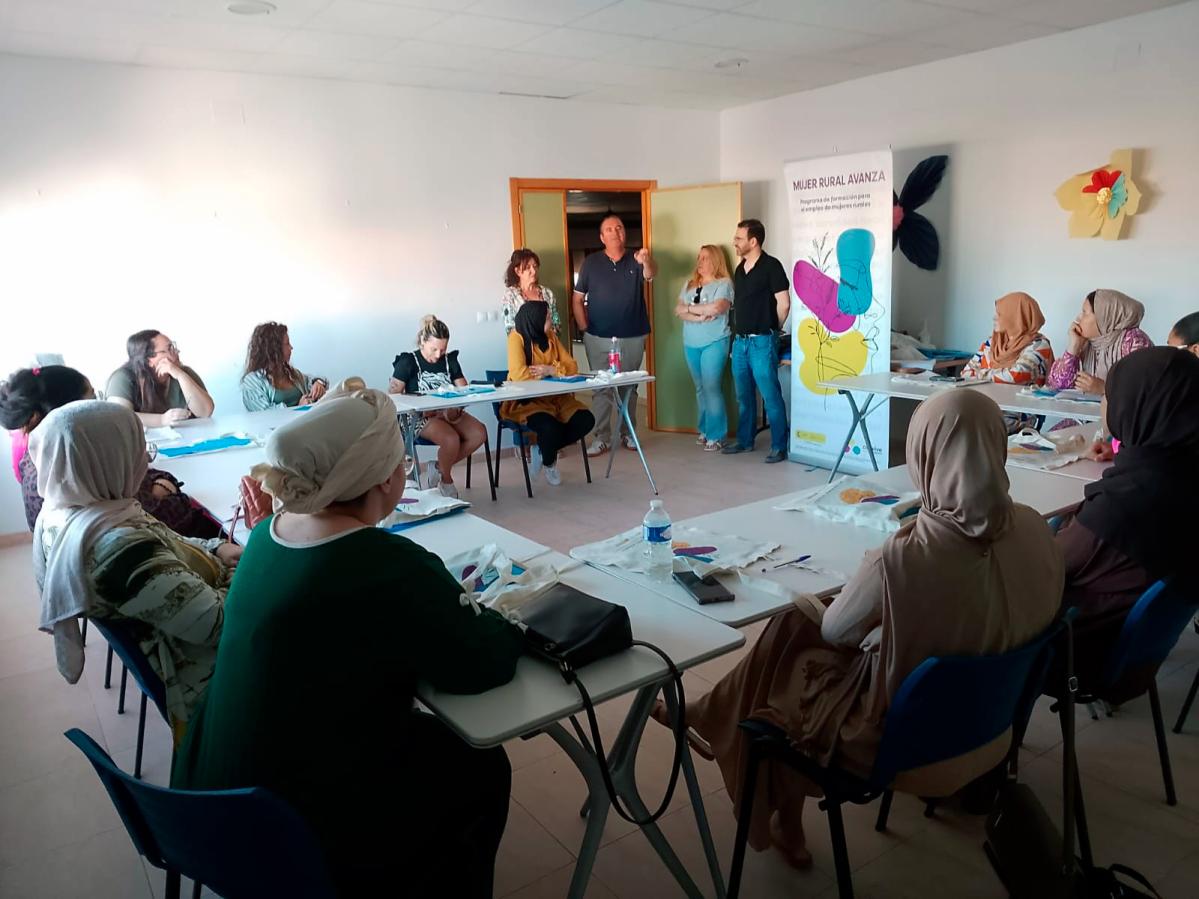 reunión charla mujeres