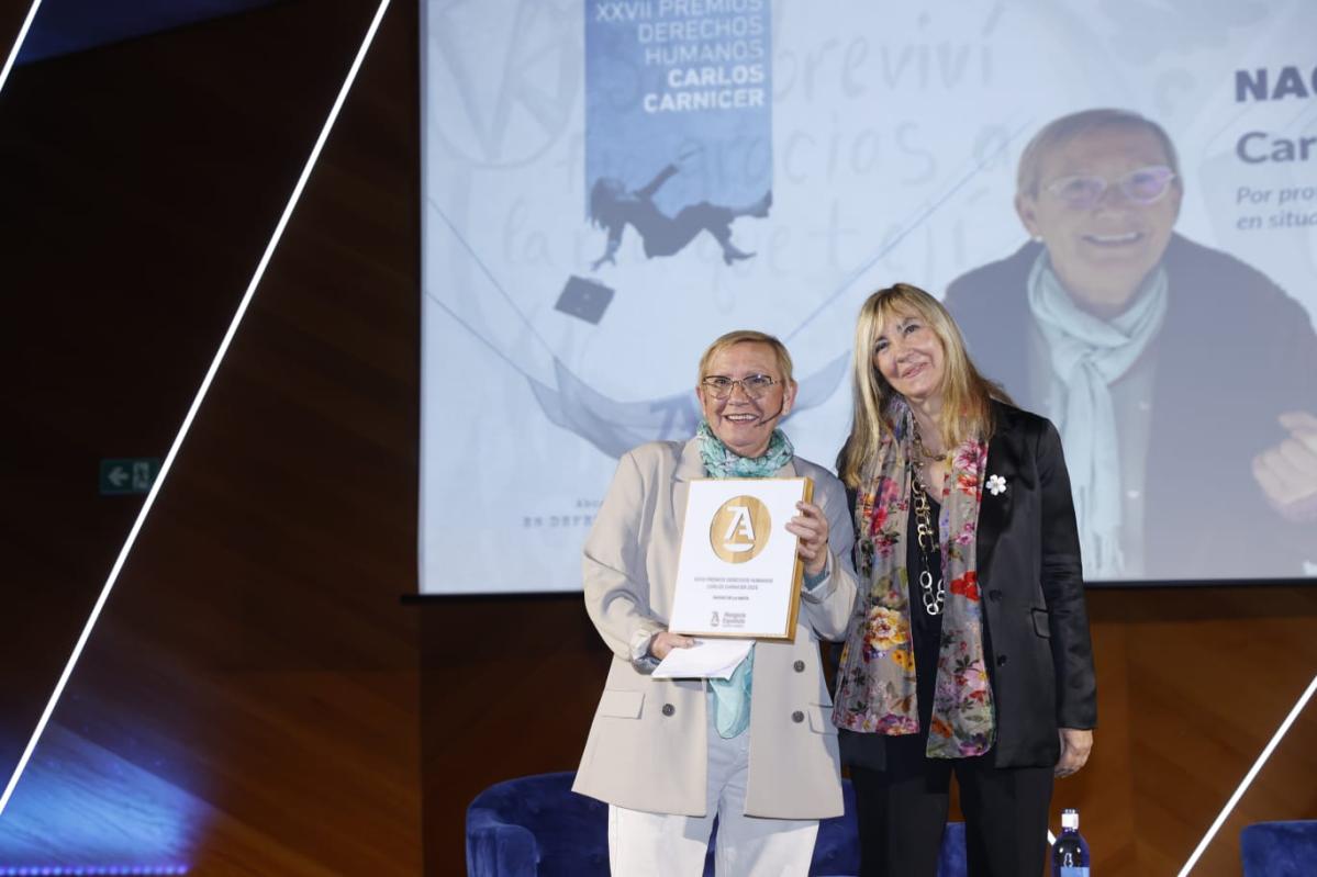 premio Nacho de la mata a Carmen Díaz