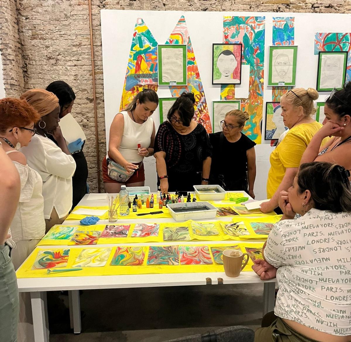 Salir del Círculo JUNTAS Y REVUELTAS. BARCELONA - MAYO, ABRIL mod2