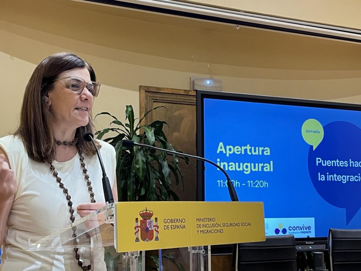 Paloma Favieres inauguración