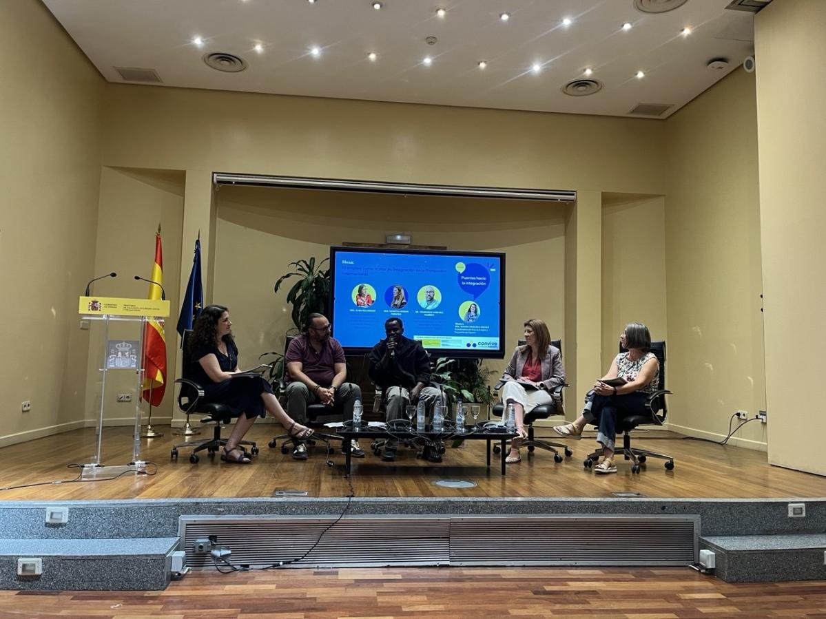 mesa el empleo como motor de integración en la Protección Internacional