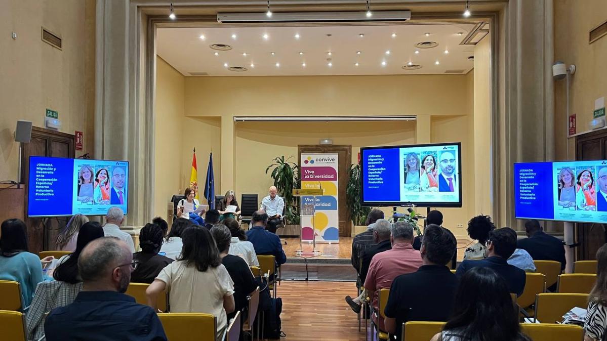 ornada sobre Migración y Desarrollo en la Cooperación Española con la AECID