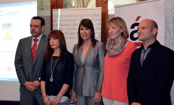 Rueda Prensa Chicas Nuevas 24h UCRIF CEPAIM Mabel Lozano APRAMP