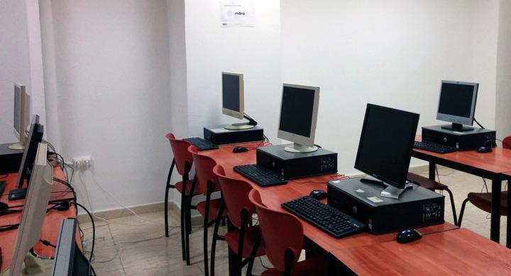 foto aula informatica cepaim valencia