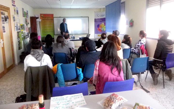 Charla dinero positivo nuevos sistemas economicos cepaim molina de aragon