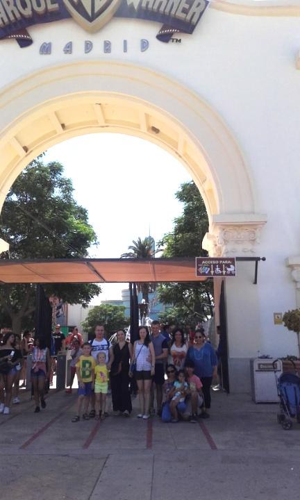 Cepaim Madrid Visita Parque Warner familias
