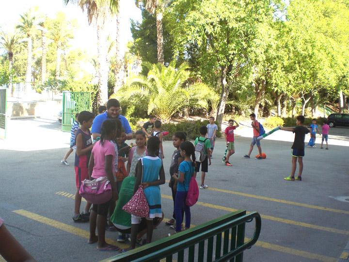 Colonia Urbana Alguazas alumnos y monitor Julio 2016
