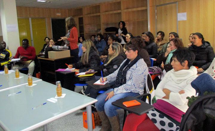 foto encuentro prof sector servicios cepaim madrid ria money web 3