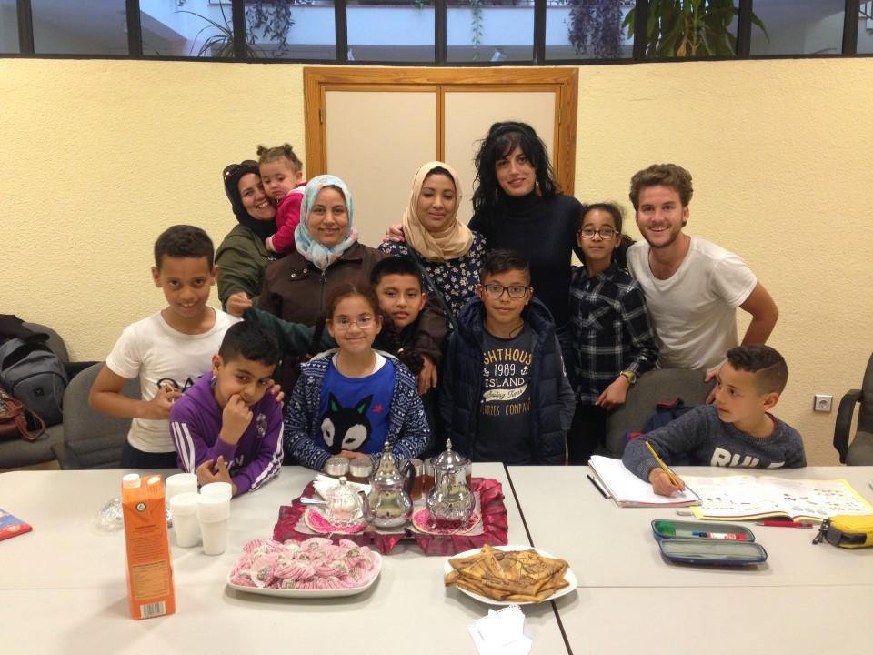 Merienda Intercultural CaixaProinfancia en Sevilla