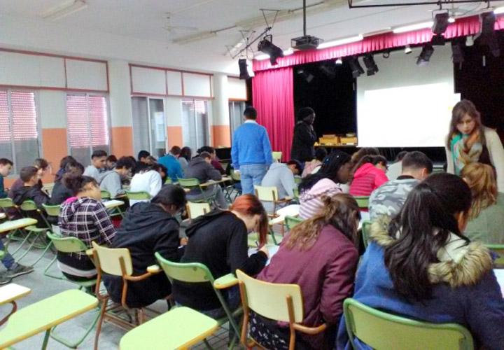 sensibilizacion con jovenes en Fundacion Cepaim   Sevilla Macarena