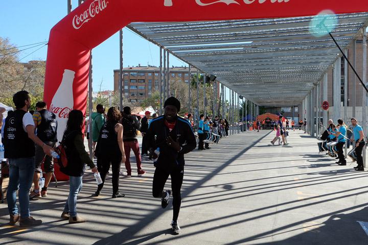 Avituallamiento Fundacion Cepaim en Murcia Carrera Solidaria