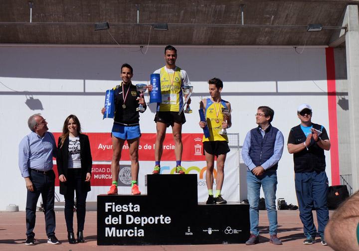 Podium Masculini III Carrera Solidaria Fundacion Cepain en Murcia