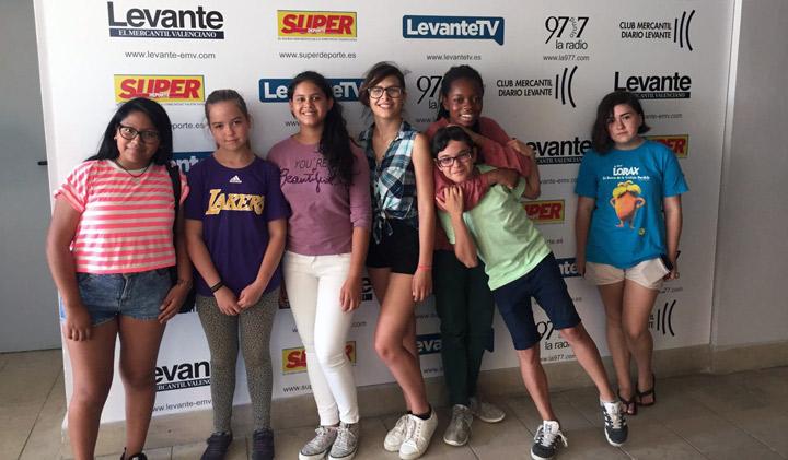Fundacion Cepaim en Valencia Proyecto Reflejads visita Levante TV