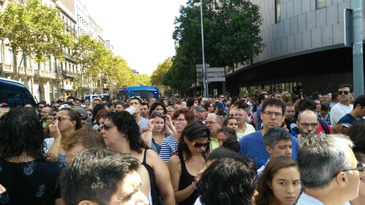 concentracion cepaim barcelona atentado 2