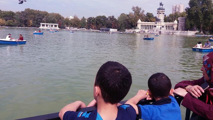 Visita Navalmoral equipo de Acogida a Madrid