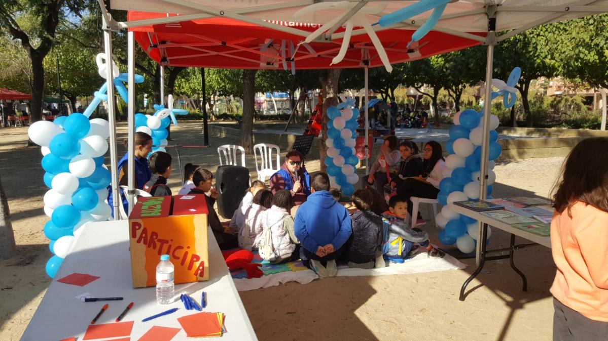Celebración de los derechos de la infancia en el jardín de la seda en Murcia