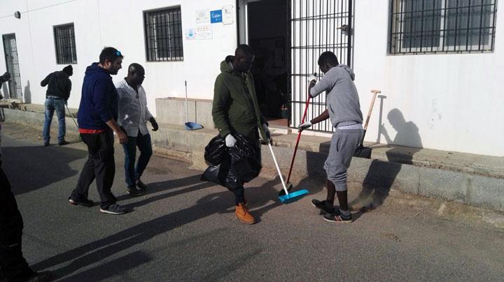 Taller Jardineria Básica Centro de Dia Fundacion Cepaim en Nijarweb3