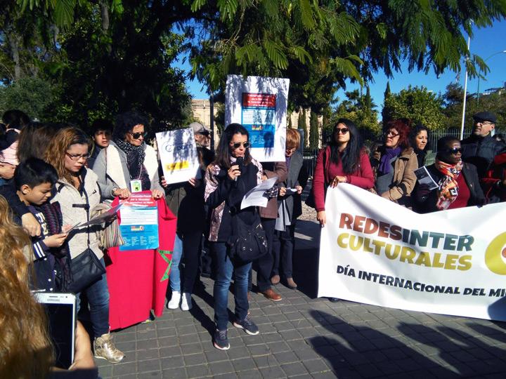 Pasacalles Diversidad Fundacion Cepaim en Sevilla Dia de las personas migrantes3