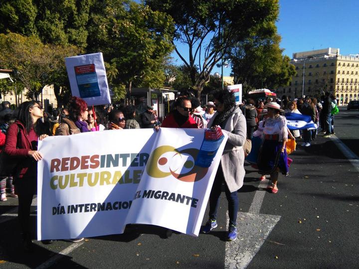 Pasacalles Diversidad Fundacion Cepaim en Sevilla Dia de las personas migrantes4
