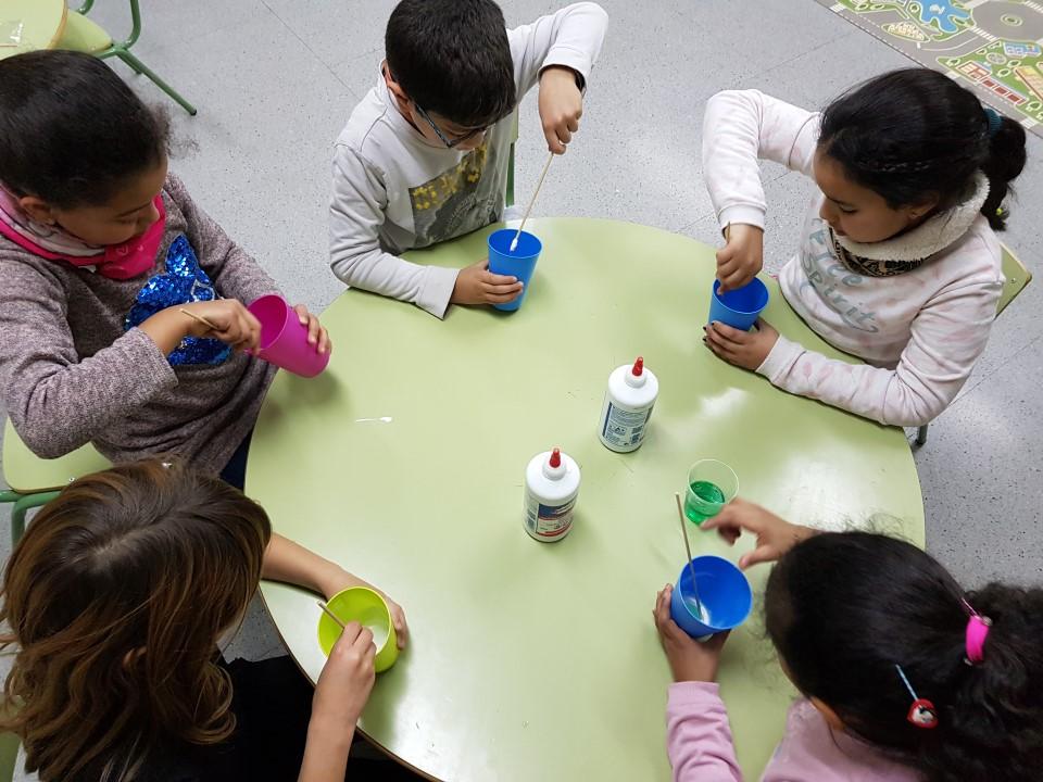 El pequeño laboratorio CaixaProinfancia de ideas del CEIP Sagrado Corazón en Molina de Segura (Murcia)