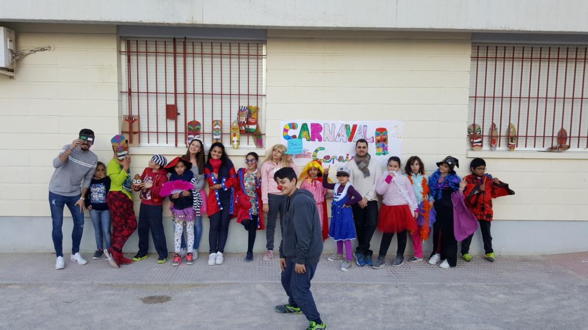 Nos vamos de Carnaval con los niños y niñas del programa CaixaProinfancia del CEIP Ángel Zapata (Torreagüera)