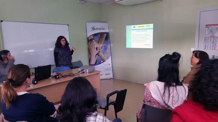 8M Mérida charla