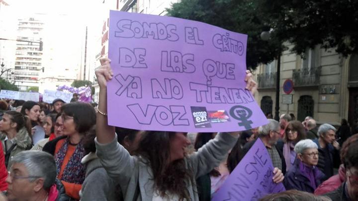 8M Valencia pancarta