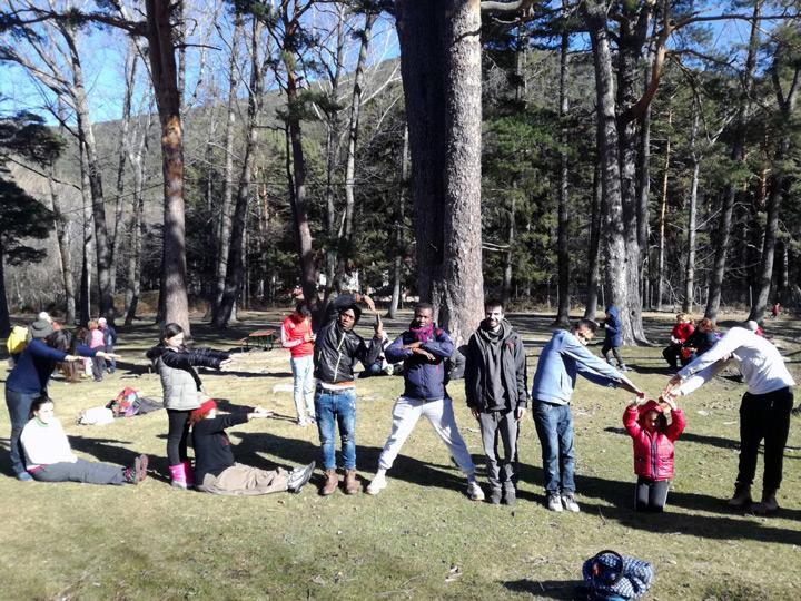 Ocio y tiempo libre grupo Fundacion Cepaim en Madrid excursion a Cercedilla3