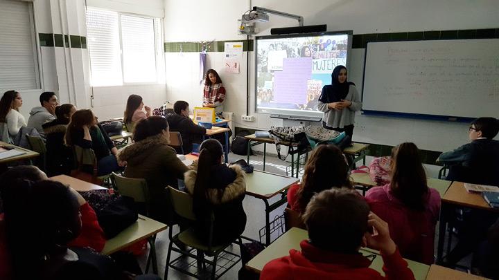Rompiendo Mitos marzo 2018 Fundacion Cepaim en Lepe3