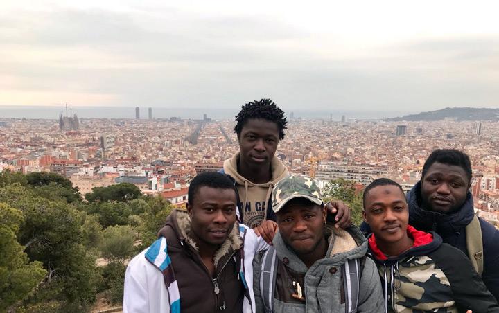 Salida Parque Guell Acogida Clases de Español Fundacion Cepaim en Barcelona febrero2018 1