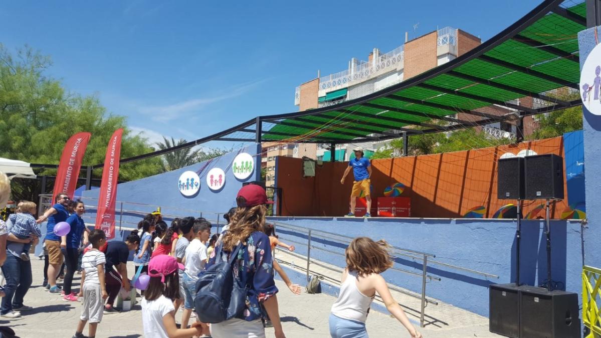 Participamos en el Día Internacional de la Familia en Murcia