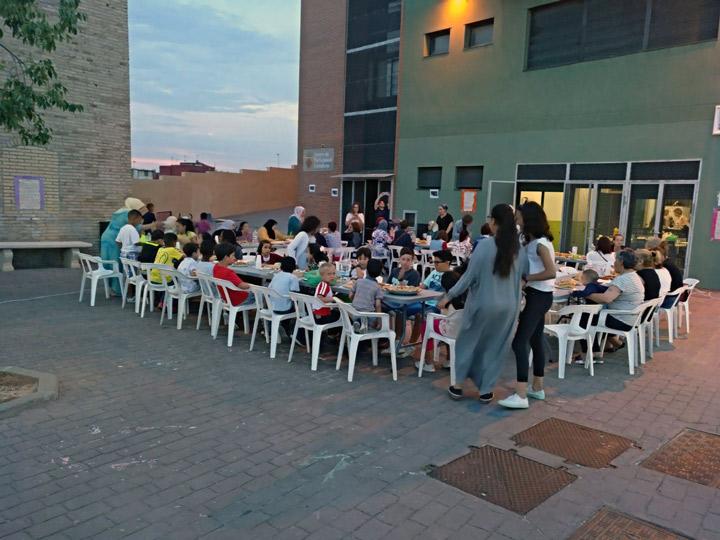 Iftar de Ramadán Alzira   Comunidad Intercultural   junio2018 5