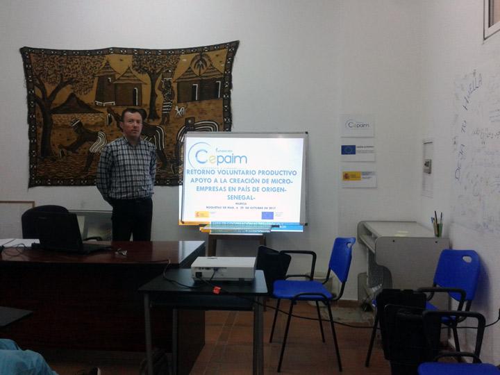 RetornoVoluntarioProductivo Mouhamadou FundacionCepaimenRoquetas junio2018 3