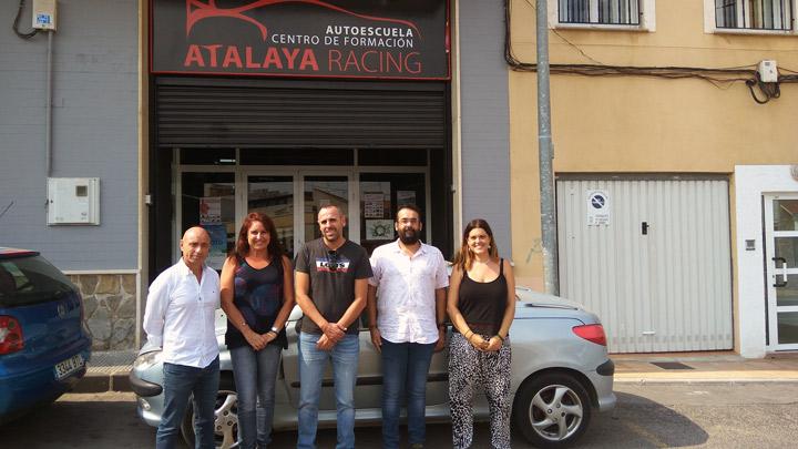 FirmaConvenioIncorpora AutoescuelaAtalayas octubre2018 Cartagena 1
